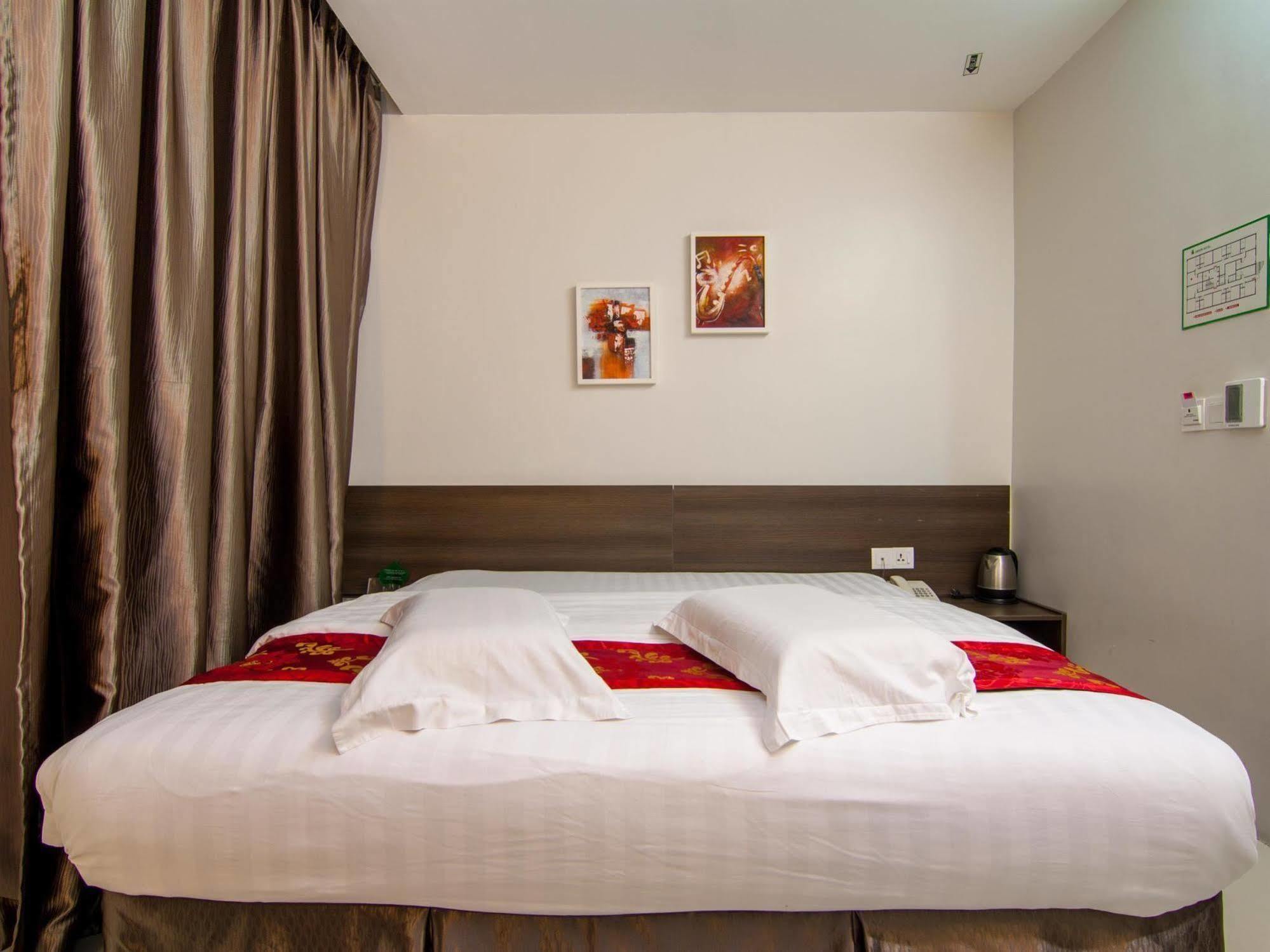 Green Hotel Puchong Kültér fotó